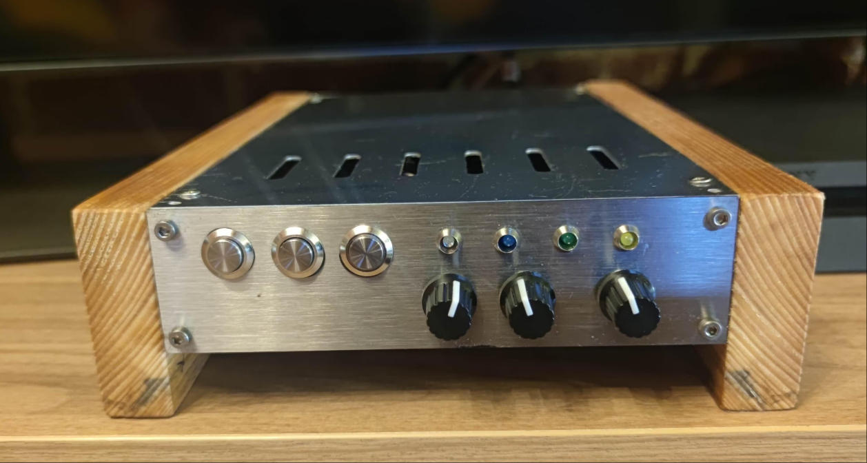 Up2Stream Amp 2.1 Speaker
