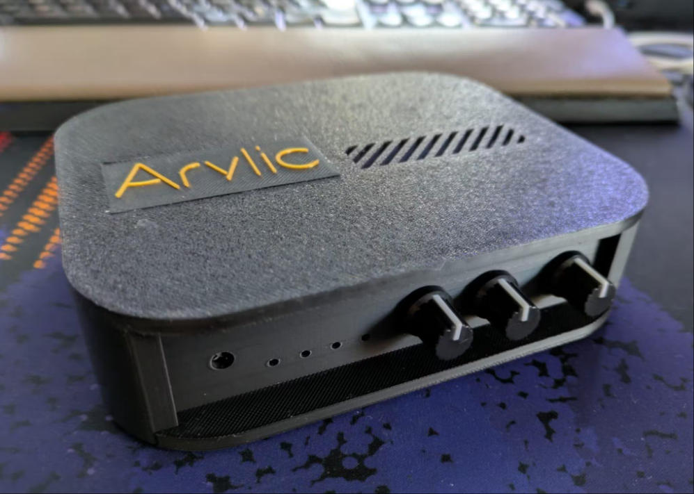 Up2Stream Amp 2.1 Speaker